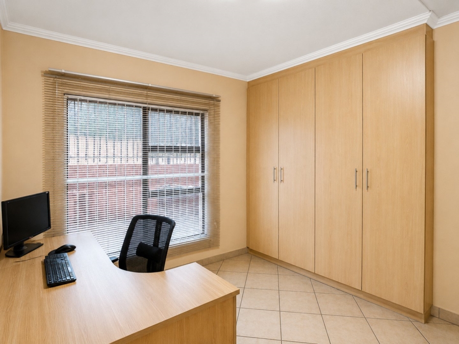 2 Bedroom Property for Sale in Navalsig Free State